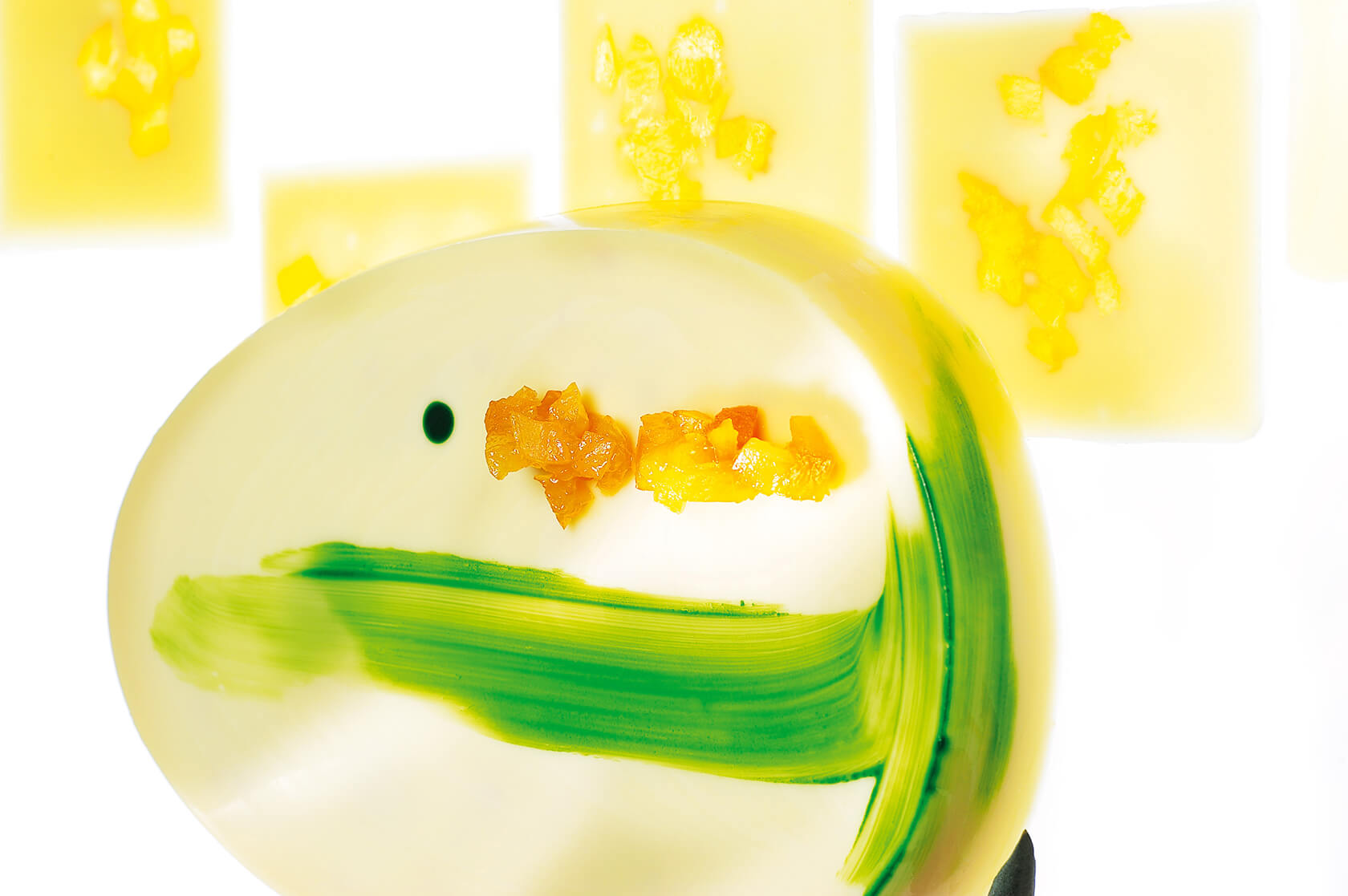 パティシエの専門書:SWEET DIVERSIONS/Yann Duytsche Amazon.com: Sweet Diversions: 9788472121331: Yann Duytsche